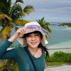 Meet your Posher, Liu